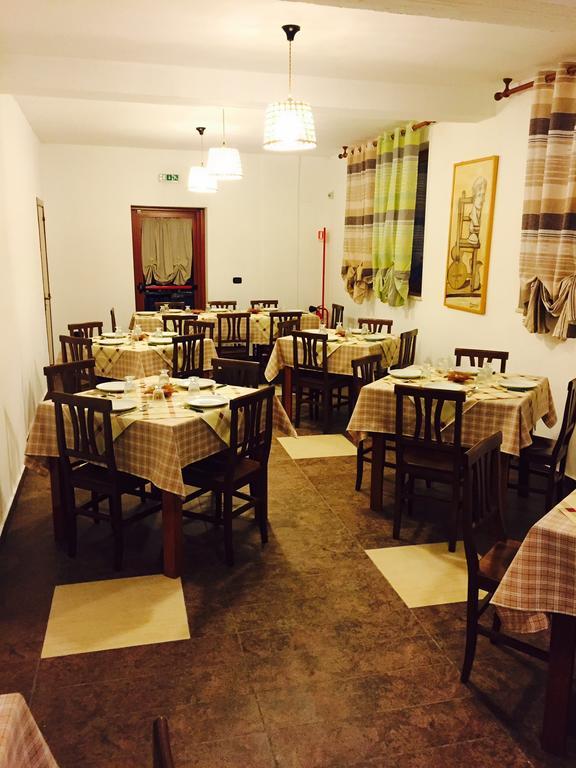Agriturismo La Ferrovia Molfetta Bagian luar foto